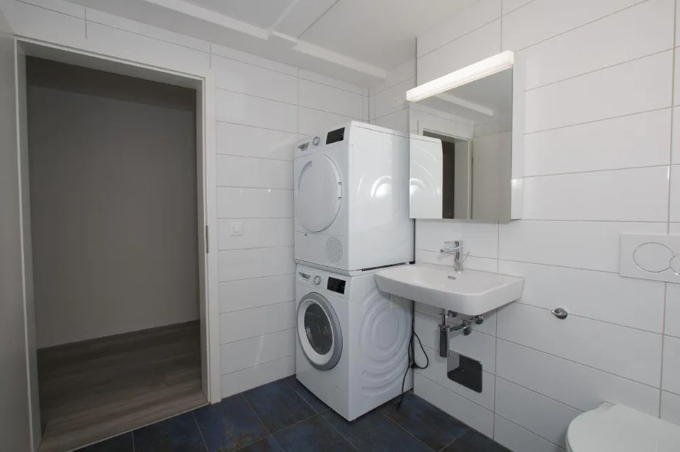 Ihr neues Zuhause mit atemberaubender Seesicht und Badeplatz