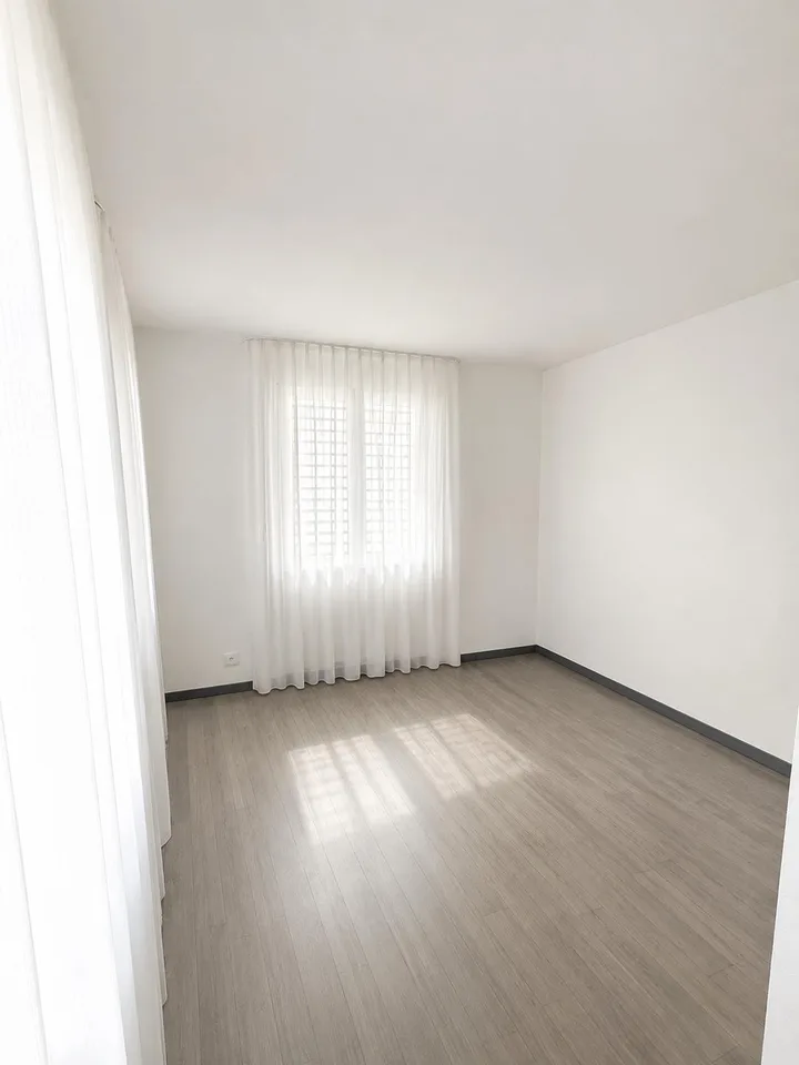 Helle 4.5-Zimmerwohnung – zentral wohnen in Domat/Ems