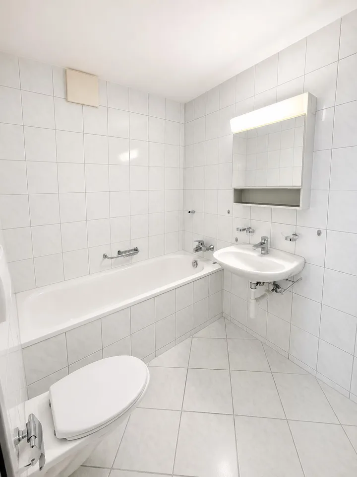 Helle 4.5-Zimmerwohnung – zentral wohnen in Domat/Ems