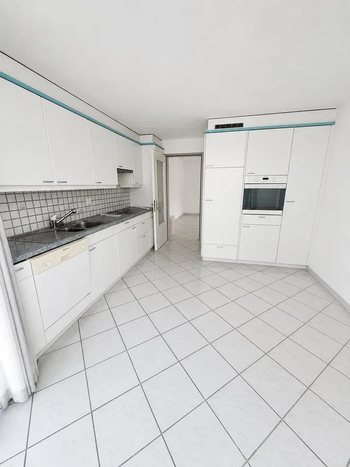 Helle 4.5-Zimmerwohnung – zentral wohnen in Domat/Ems