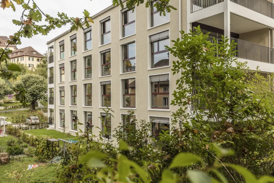 Zentral - Neuwertig - Modern!