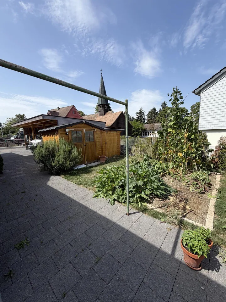 Charmanter 4.5 Zimmer Hausteil mit Garten und Terasse
