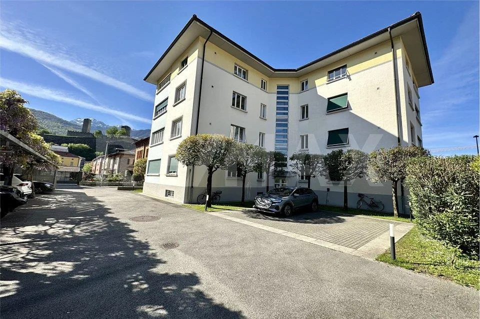 Appartamento di 3.5 locali in zona residenziale esclusiva nel centr...
