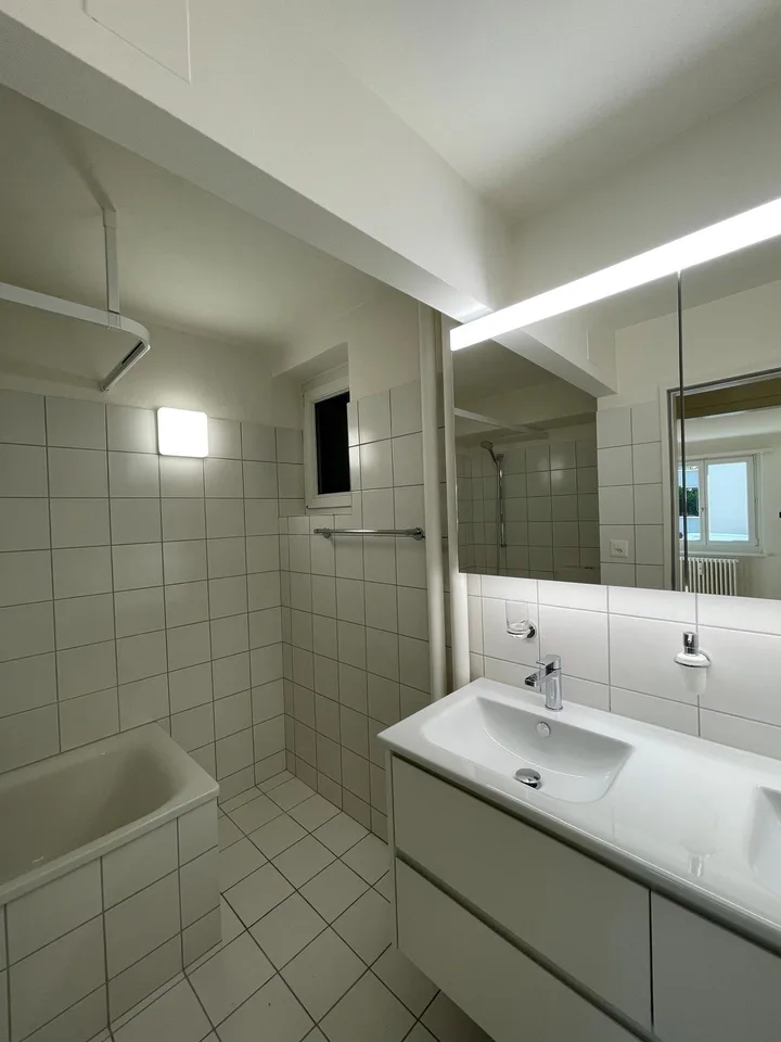 Modern apartment in a quiet neighborhood – photo 9 of 12