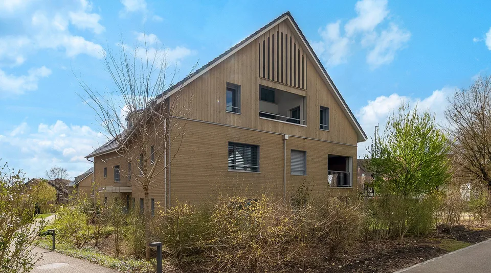 Wohnen wie im eigenen Haus - hell, grosszügig und privat