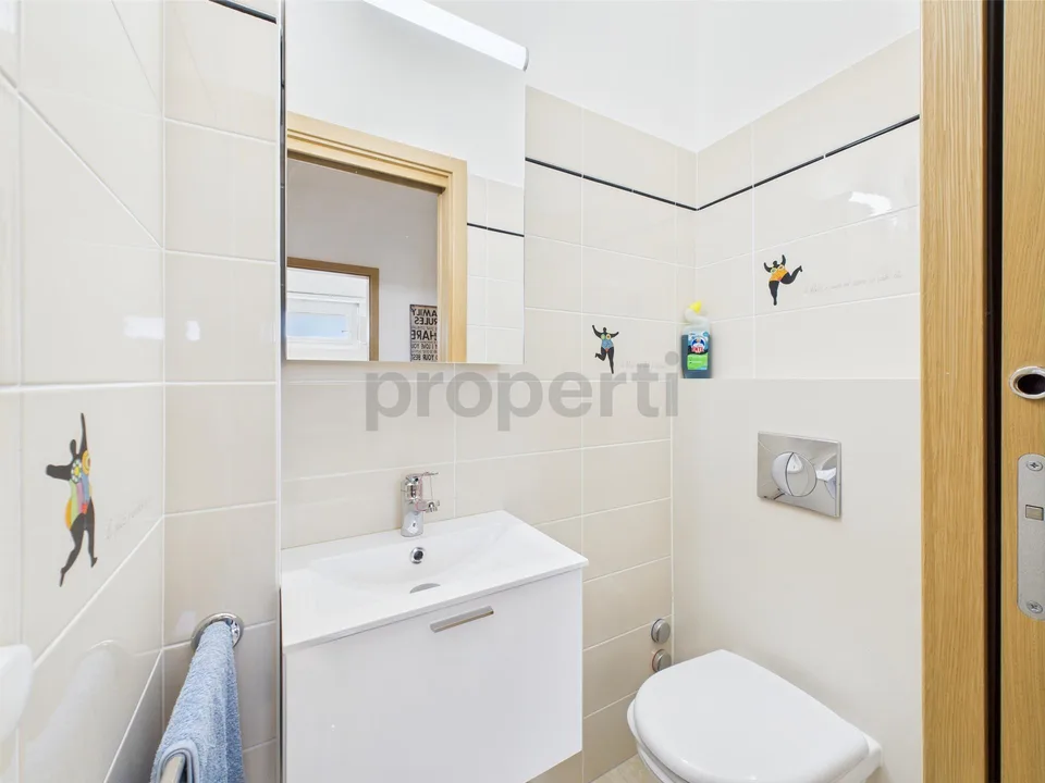 Esclusivo Appartamento con Piscina Condominiale (2nd Resid)
