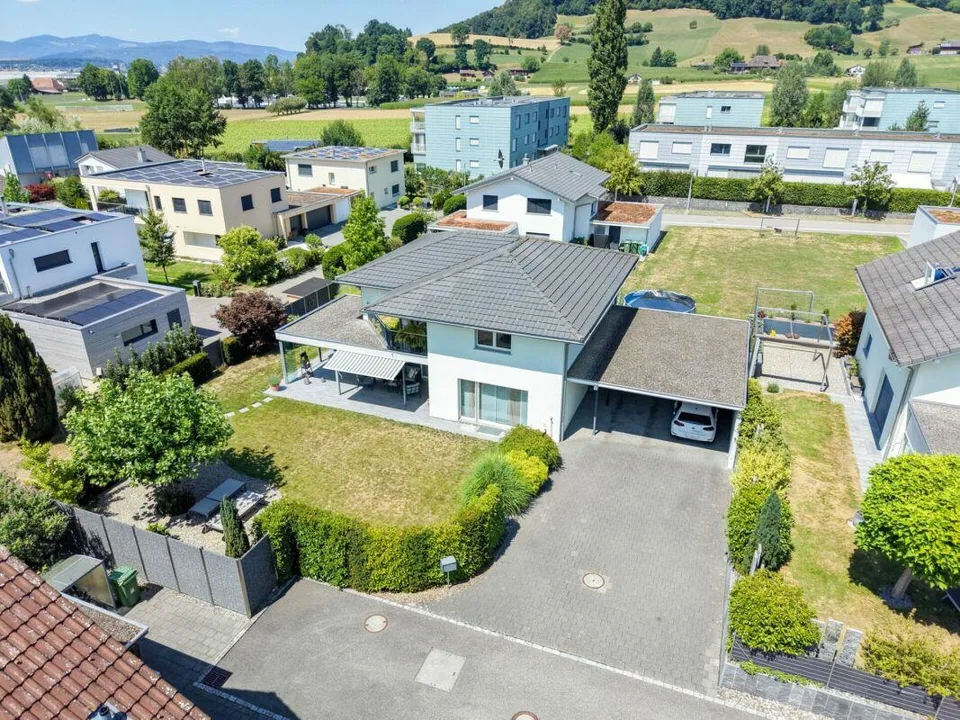 Modern & grosszügig - ein Familienhaus