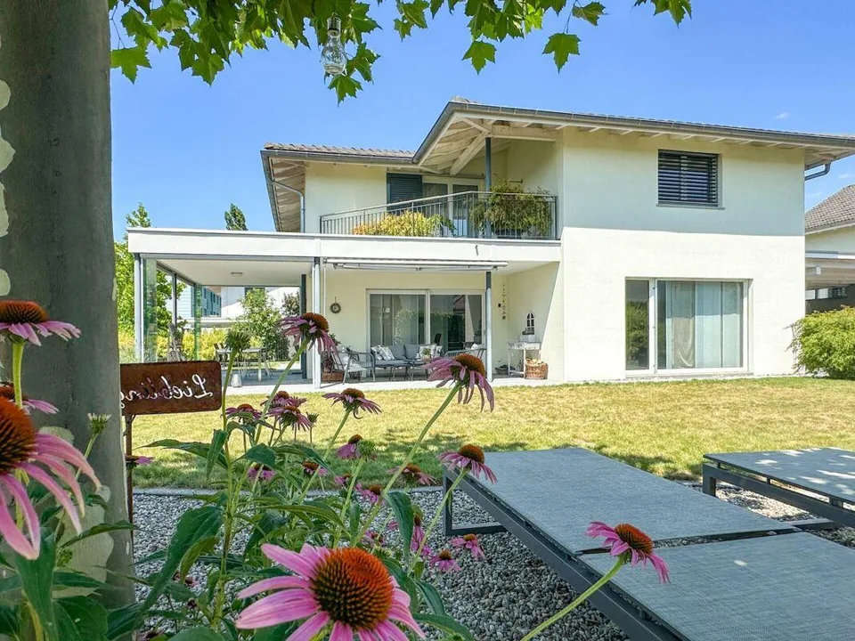 Modern & grosszügig - ein Familienhaus