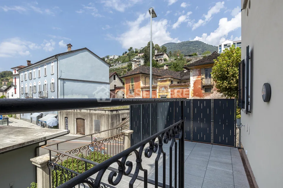 NUOVO 2.5 LOCALI CON TERRAZZA A TENERO