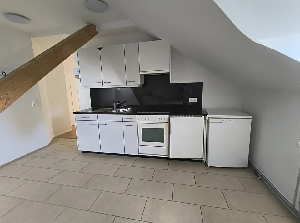 Günstige 2-Zimmer-Mansardenwohnung
