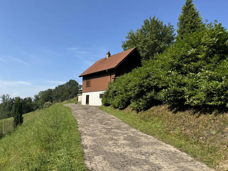 Charmantes Appenzellerhaus mit viel Umschwung an idyllischer Lage