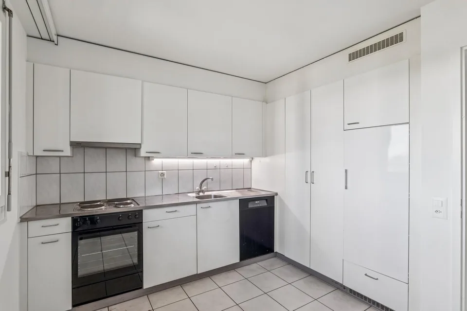 Attraktive 4.5-Zimmerwohnung mit Aussicht, Lift & Tiefgarage