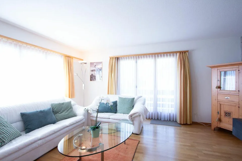Geschmackvoll möblierte Ferienwohnung in Lain