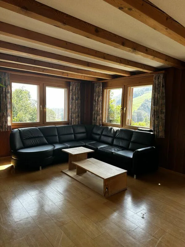 Appartement 4 1/2 pièces dans un quartier résidentiel idyllique au milieu du vert