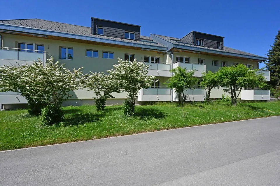 Ankommen & wohlfühlen - sanierte Wohnung in Jegenstorf