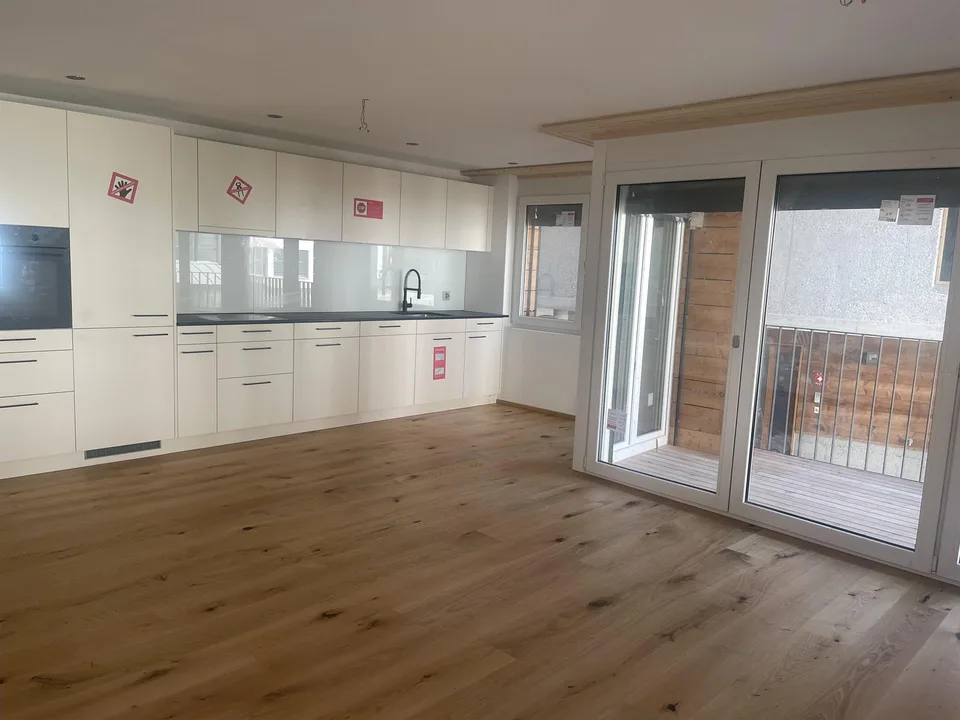 Neue 2.5 Zimmerwohnung im Dorfkern