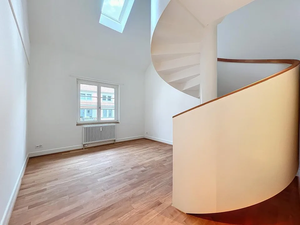 Stilvolle 4.5-Zimmer-Maisonettewohnung auf zwei Ebenen