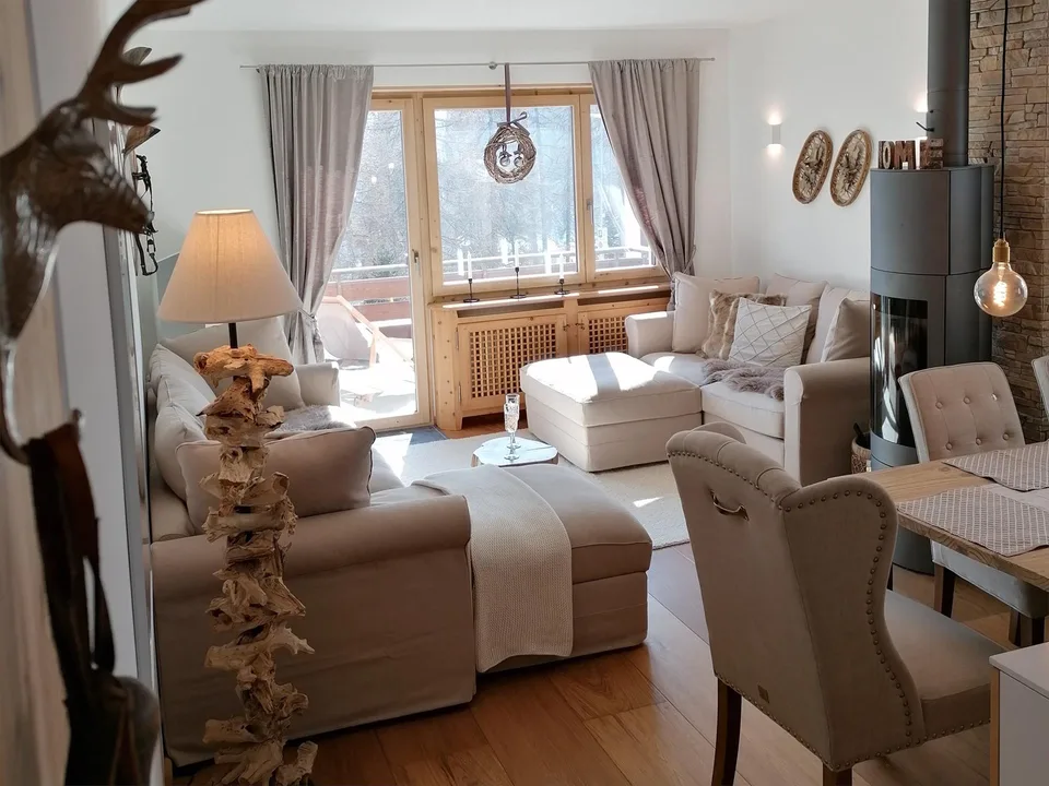 Exklusive 3.5 Zimmer-Ferienwohnung an bester Lage in St. Moritz
