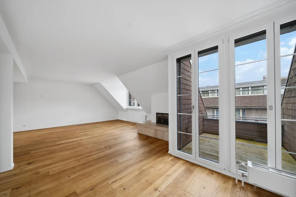Exklusive 5-Zimmer-Maisonettewohnung mit Dachterrasse im Herzen von...