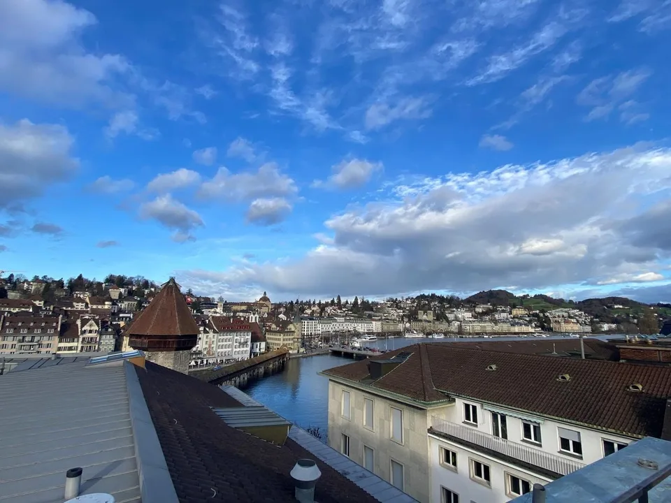 Exklusive 5-Zimmer-Maisonettewohnung mit Dachterrasse im Herzen von Luzern