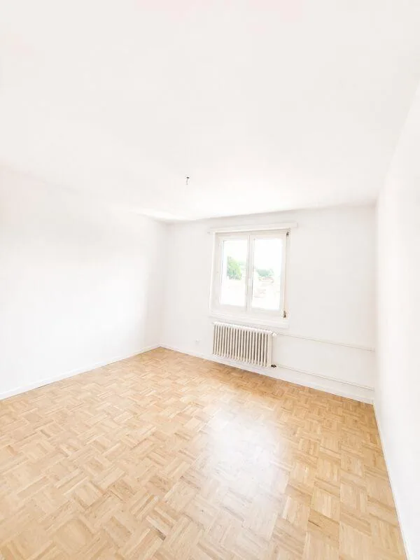 Helle und komfortable Wohnung in beliebtem Quartier