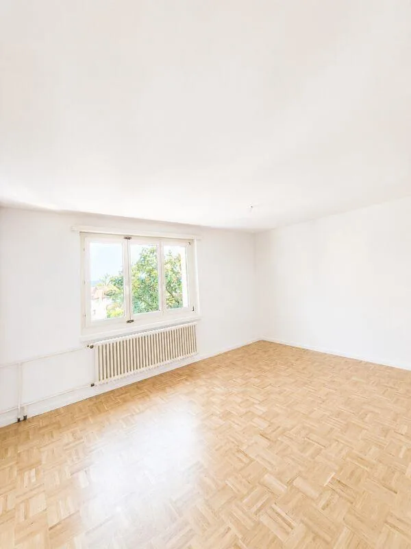 Helle und komfortable Wohnung in beliebtem Quartier