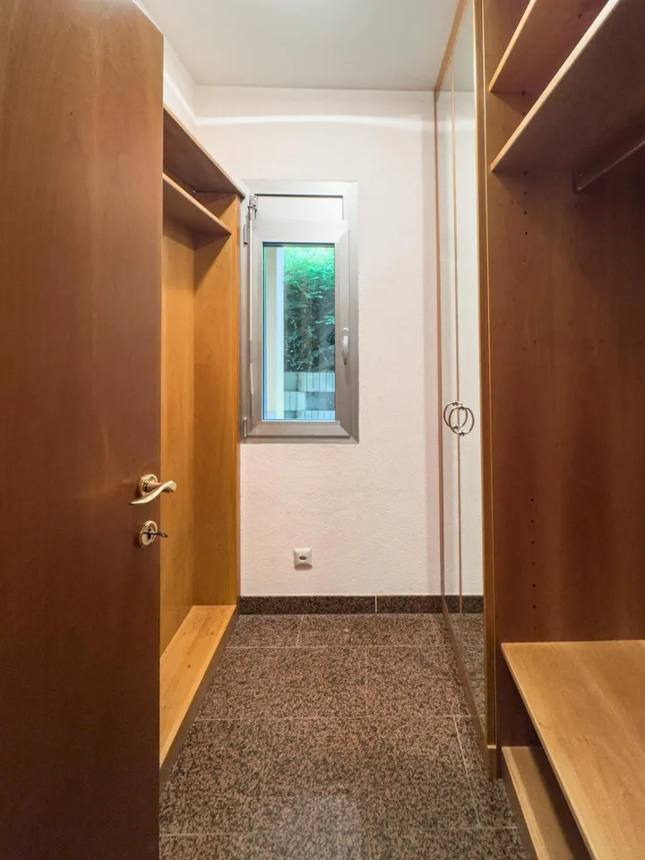 Casa con grande giardino nel verde a Sagno