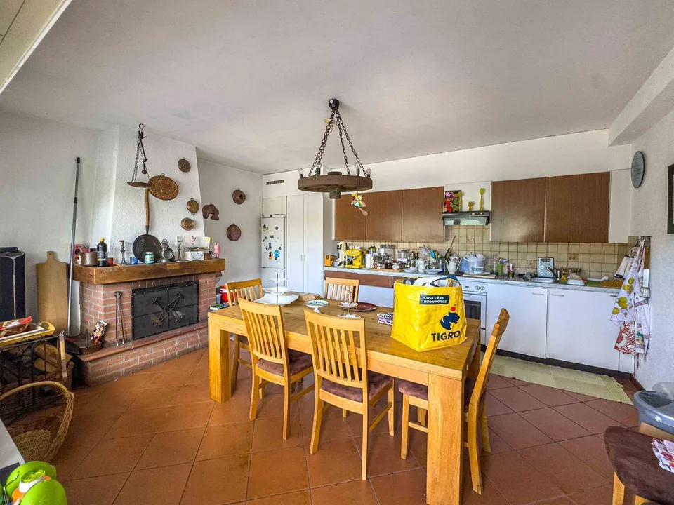 Villa direttamente sul lago con posti barca privati