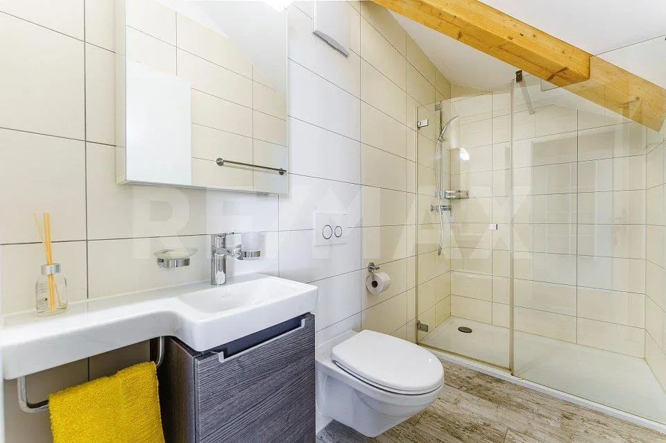 Avec grand parc commun, superbe appartement