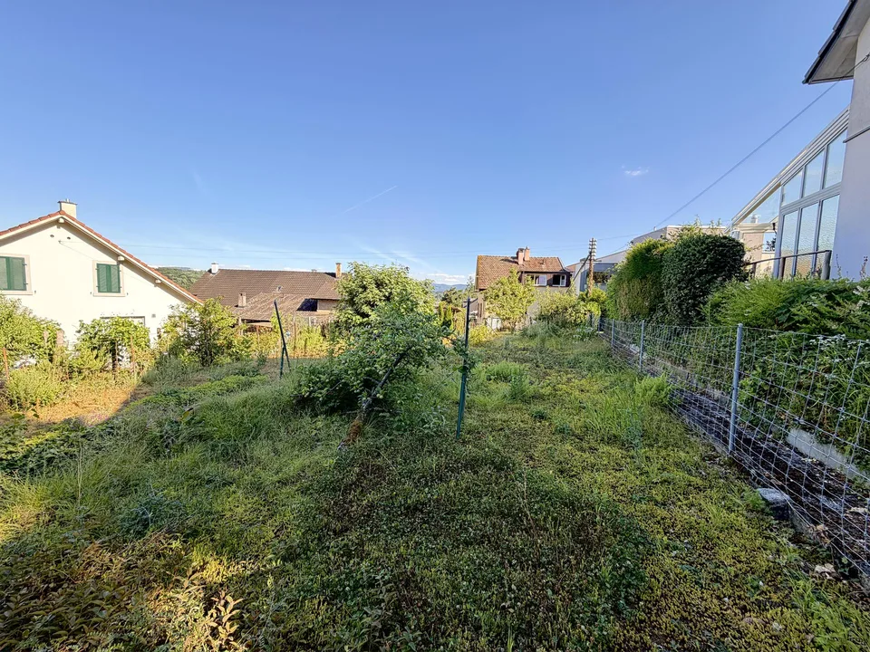 6-Zimmer-Einfamilienhaus mit grossem Garten und Entwicklungspotenzial