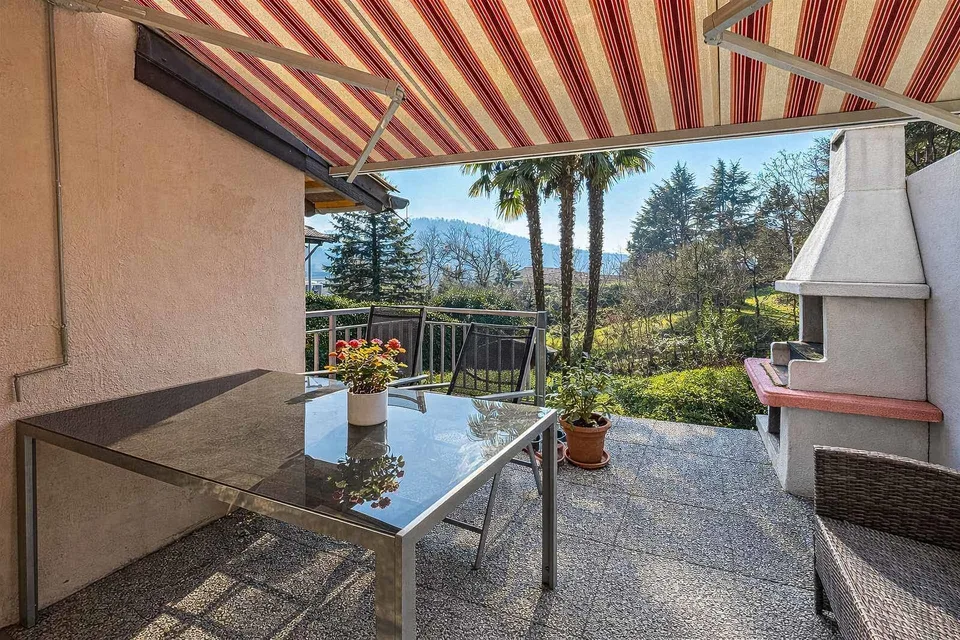 Casa con giardino a Stabio