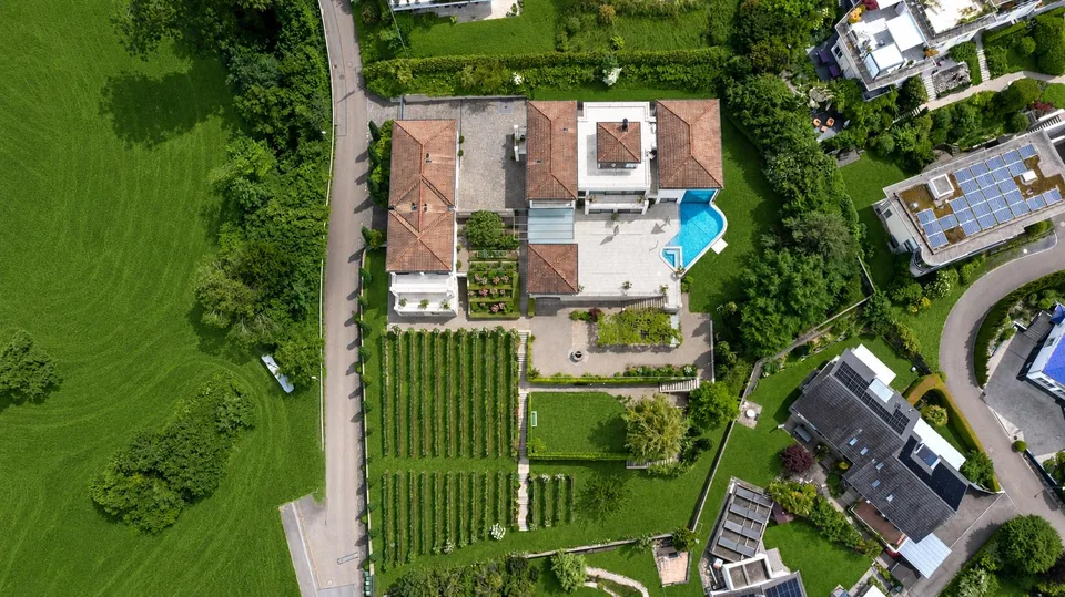 Privatresidenz mit privilegierter Panoramalage über dem Bodensee