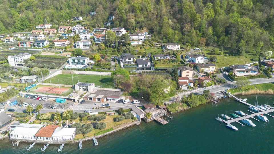 Splendida villa di lusso vista lago con piscina e darsena