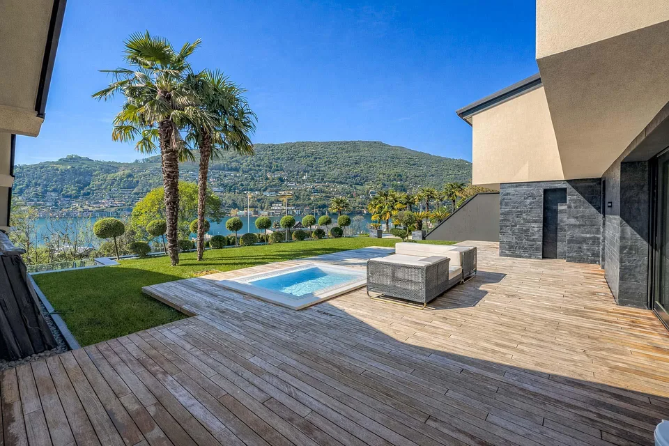 Splendida villa di lusso vista lago con piscina e darsena