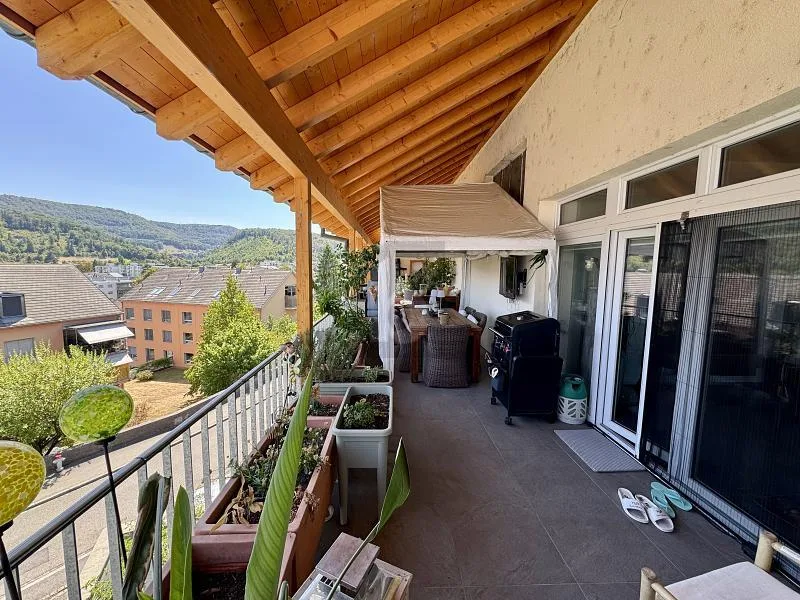 GROSSZÜGIG MIT TERRASSE UND IDYLLISCHEM WALDBLICK