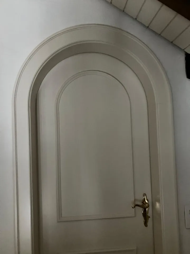 Möblierte 2.5 Zimmer- Maisonettewohnung mit grossem Balkon