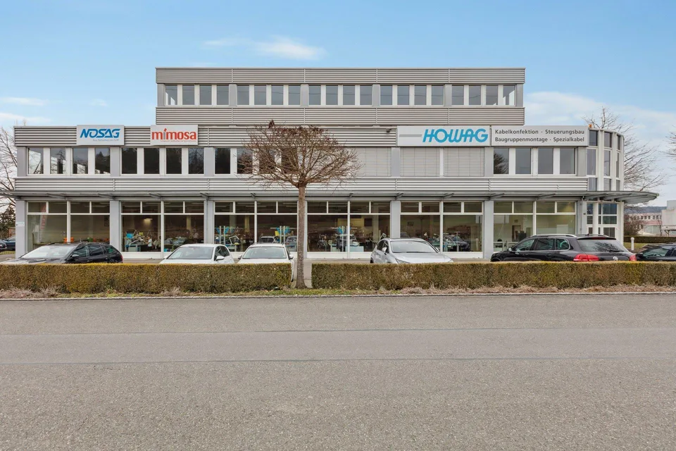 Räumlichkeiten mit Blick ins Grüne - Siloring Dintikon
