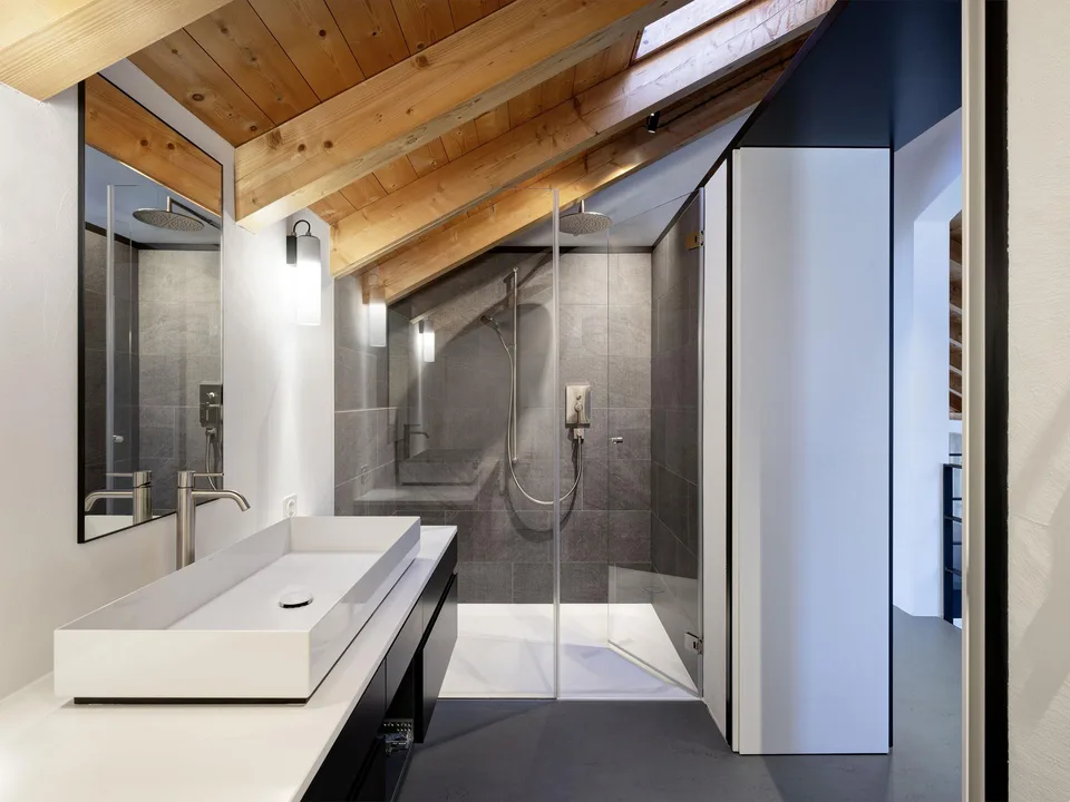 Appartamento elegante di 5,5 stanze a Domat/Ems