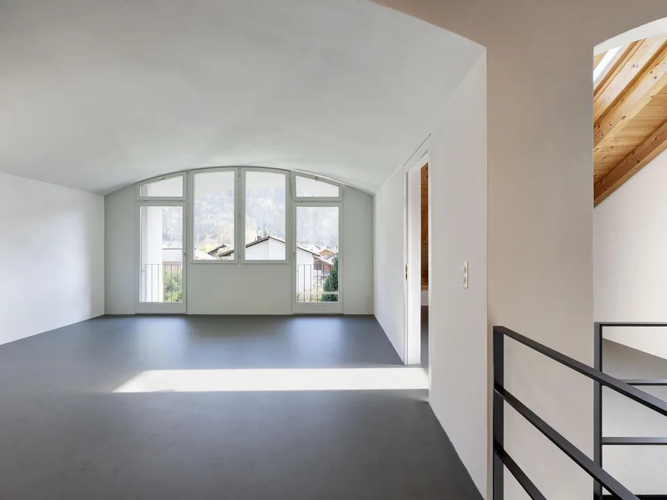 Appartamento elegante di 5,5 stanze a Domat/Ems