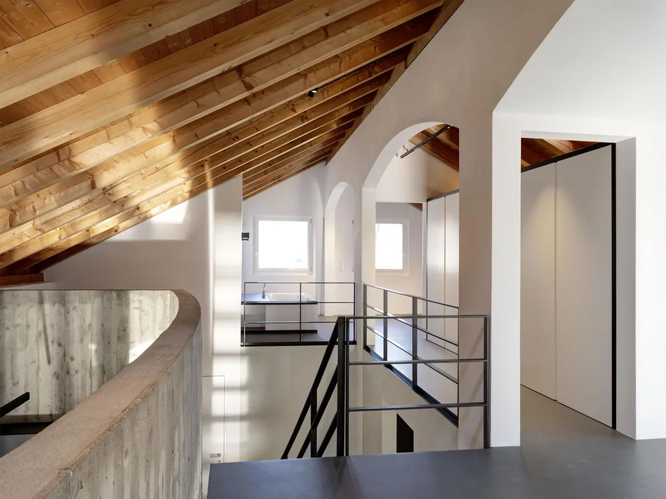 Appartamento elegante di 5,5 stanze a Domat/Ems