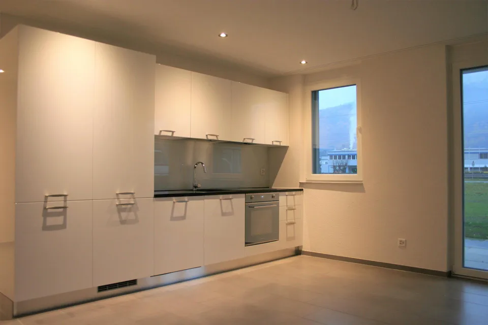 Neuwertige 2.5 Zimmer Wohnung in Sevelen!