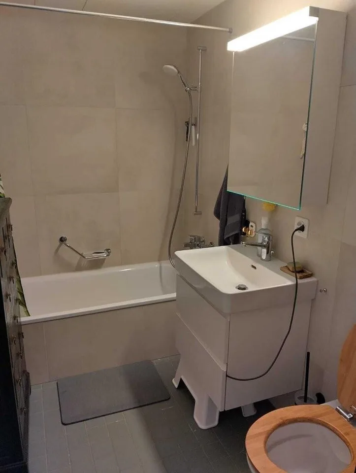 4 ½ Zimmer-Wohnung, 3172 Niederwangen