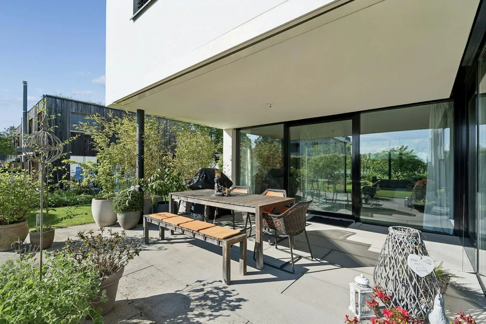 Exclusive 6½-room single-family house in a quiet location with a large garden