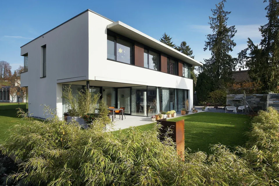 Exclusive 6½-room single-family house in a quiet location with a large garden
