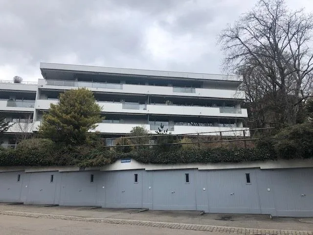 Grosszügige 5.5-Zimmerwohnung an attraktiver Lage am Zürichberg
