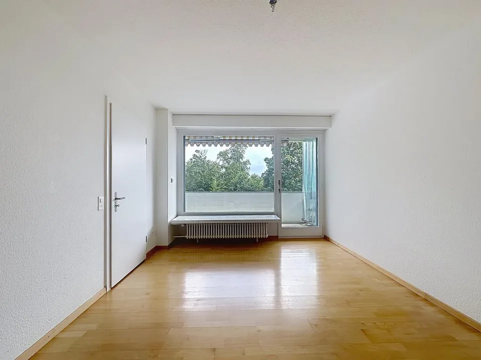Appartement spacieux de 5,5 pièces dans un emplacement attractif sur Zürichberg