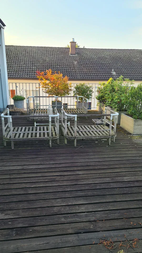 Attic apartment with roof terrace