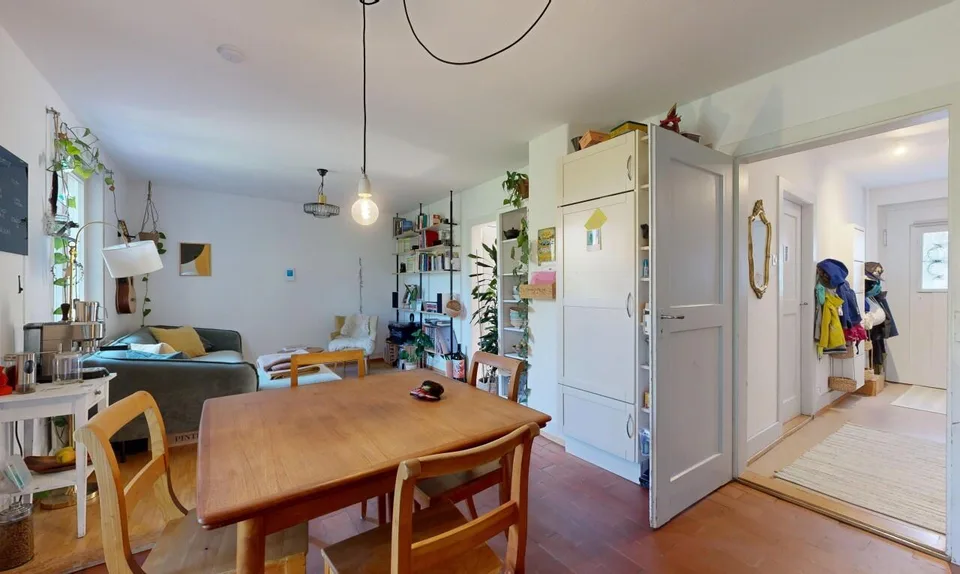 4.5-room row house with garden in a desirable residential area