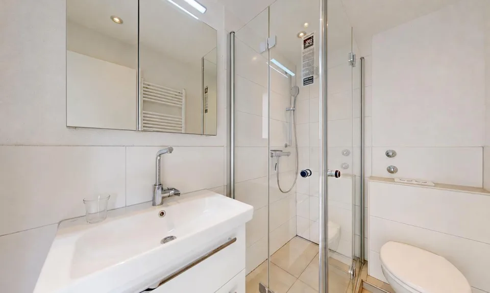 Bright 4.5-room apartment with balcony and Rhine view in Stein AG