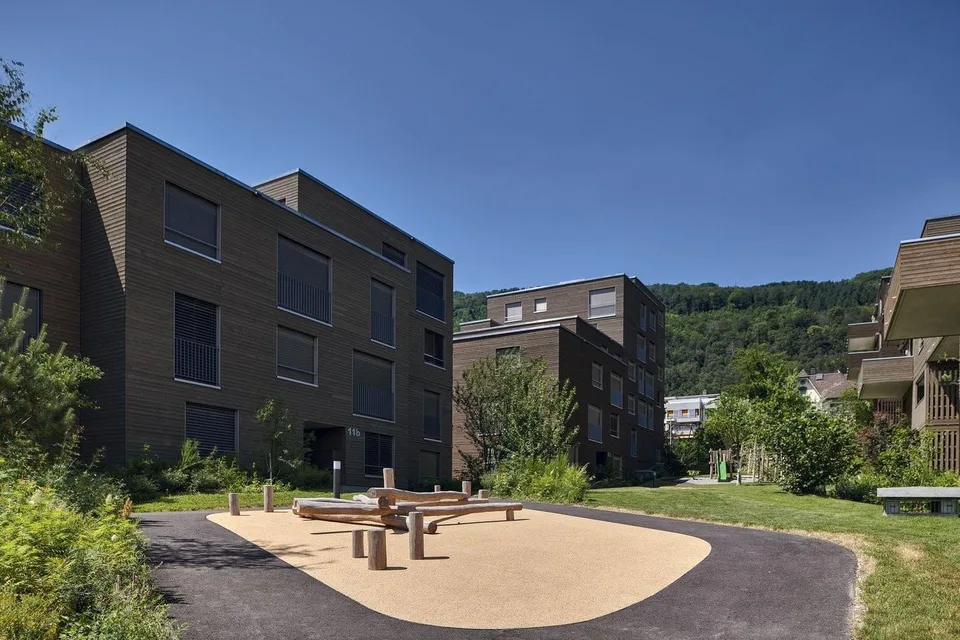 3.5-Zimmerwohnung in Top-Überbauung